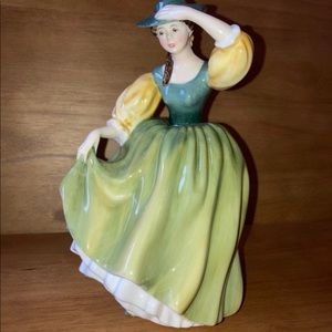 Royal Doulton Buttercup Woman in Green